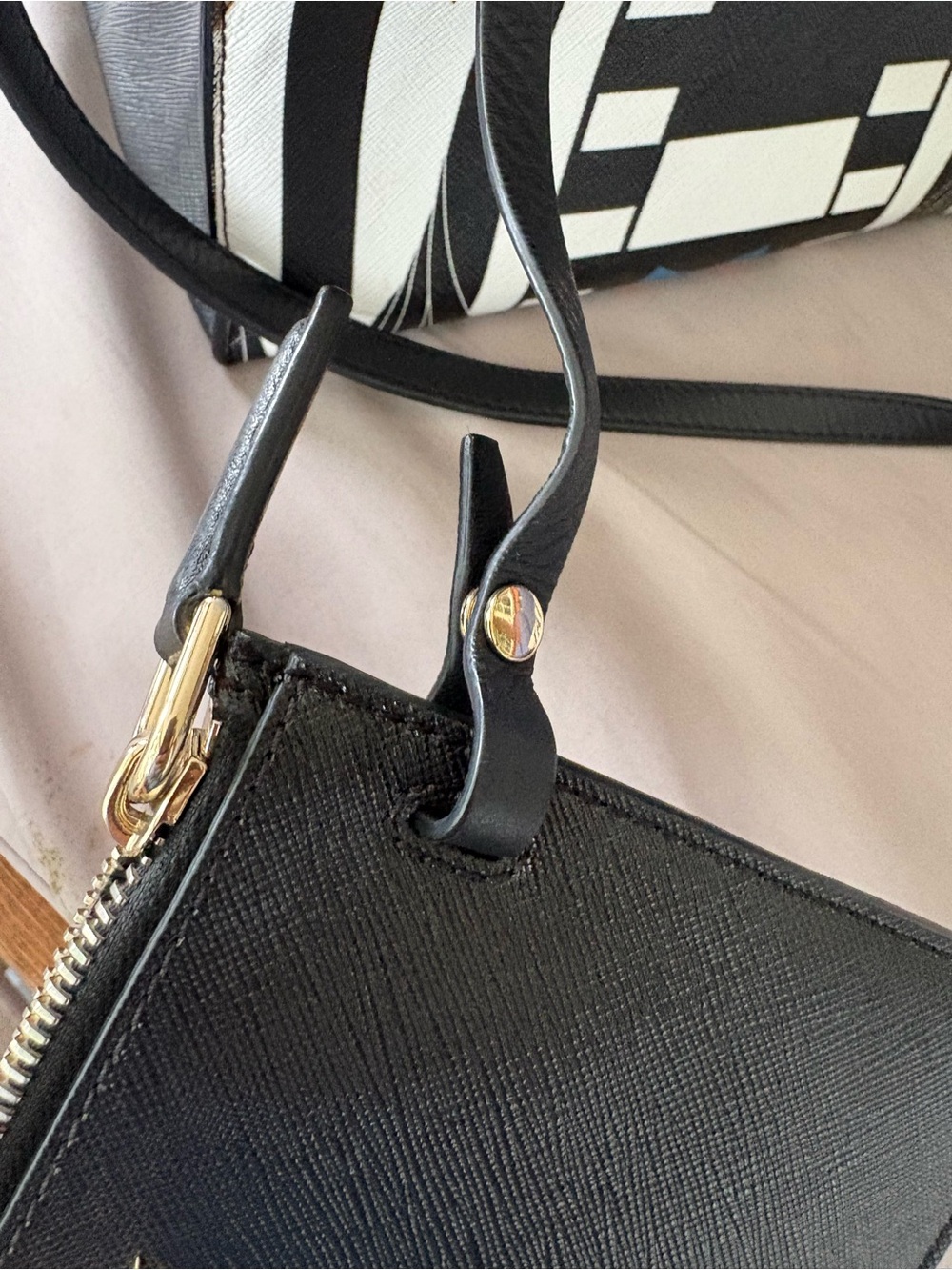 GIVENCHY Geometric Tribal Antigona Shopping Tote Bag w/Pouch&Shoulder Strap EUC - Picture 11 of 15